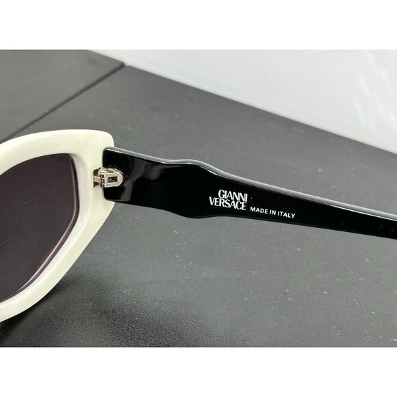 Vintage 90’s Gianni Versace Black & White Frames Mod.343 Col.447 Made Italy - Picture 9 of 15